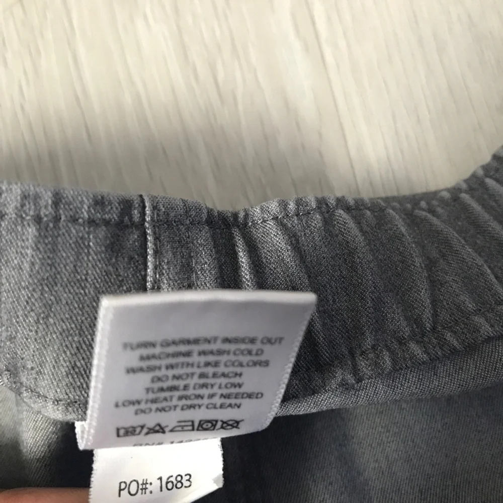 FIGS AXIM GRAY CARGO POCKET STRAIGHT LEG PANTS MENS MEDIUM